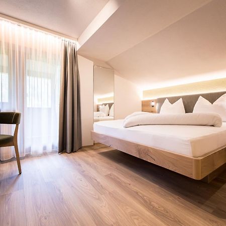 Hotel Sigmunderhof Киенес Екстериор снимка
