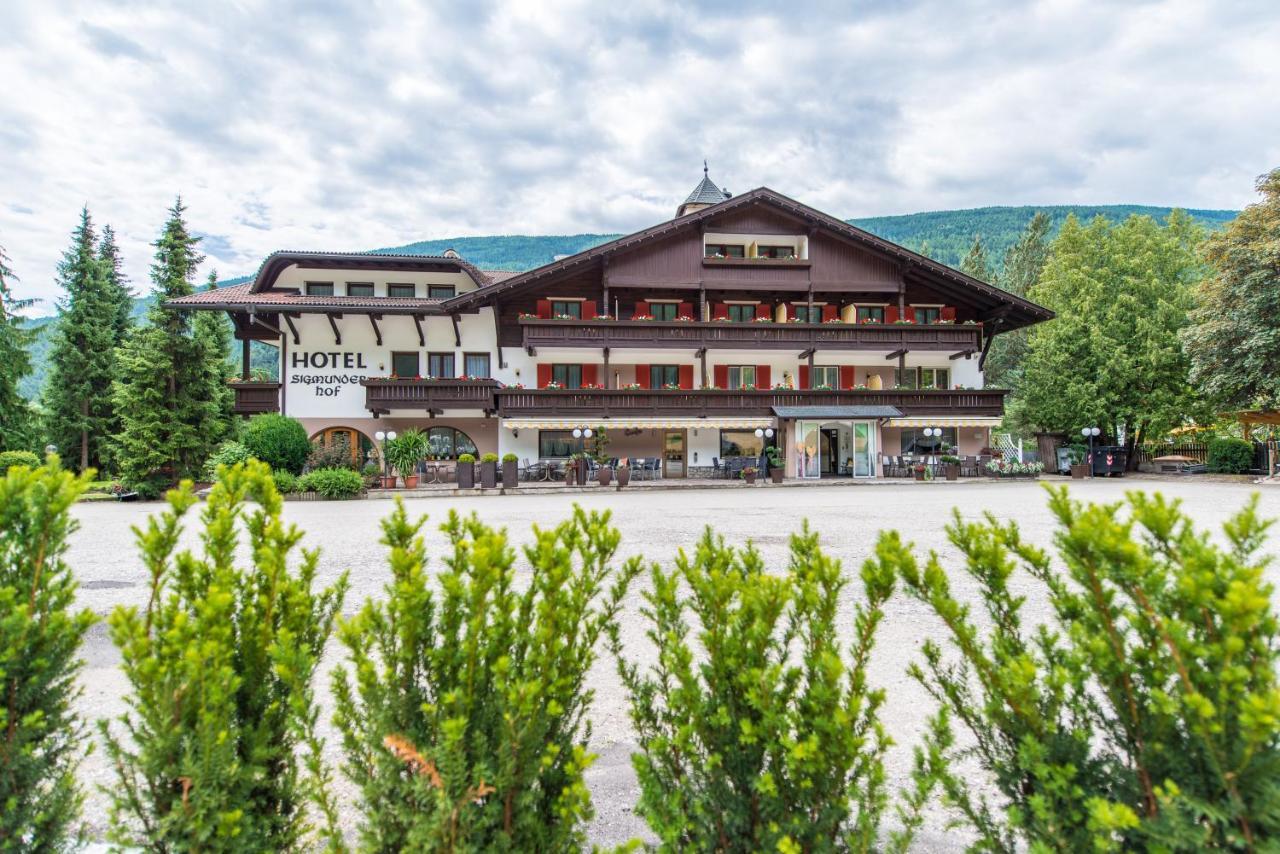 Hotel Sigmunderhof Киенес Екстериор снимка