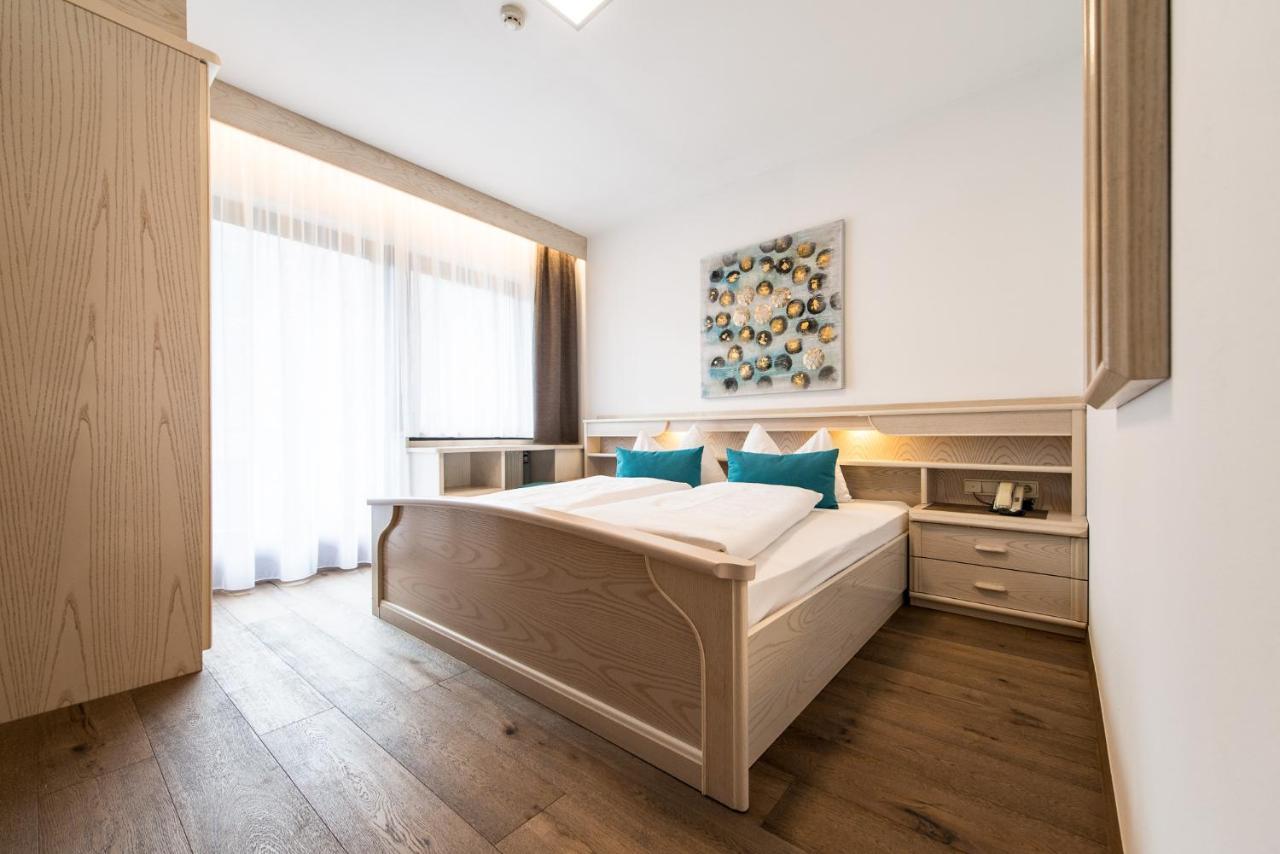 Hotel Sigmunderhof Киенес Екстериор снимка