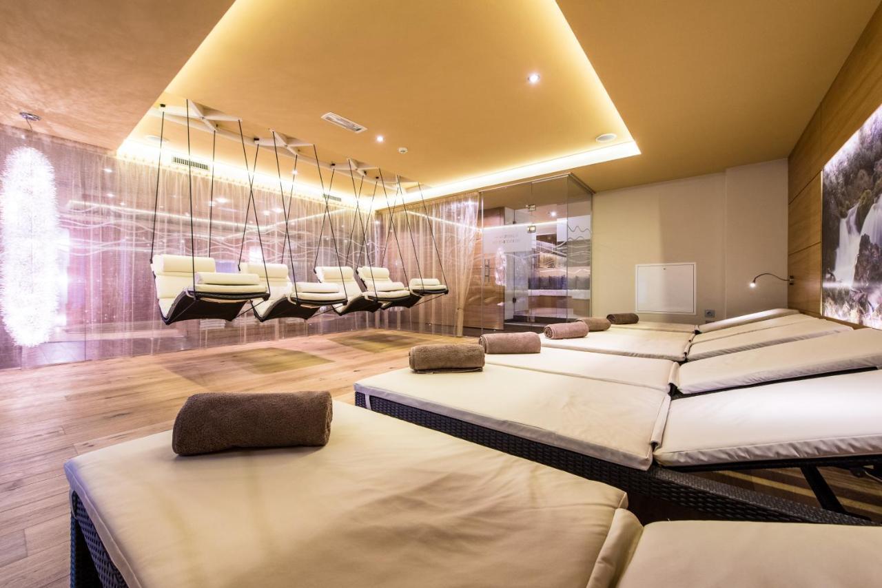 Hotel Sigmunderhof Киенес Екстериор снимка
