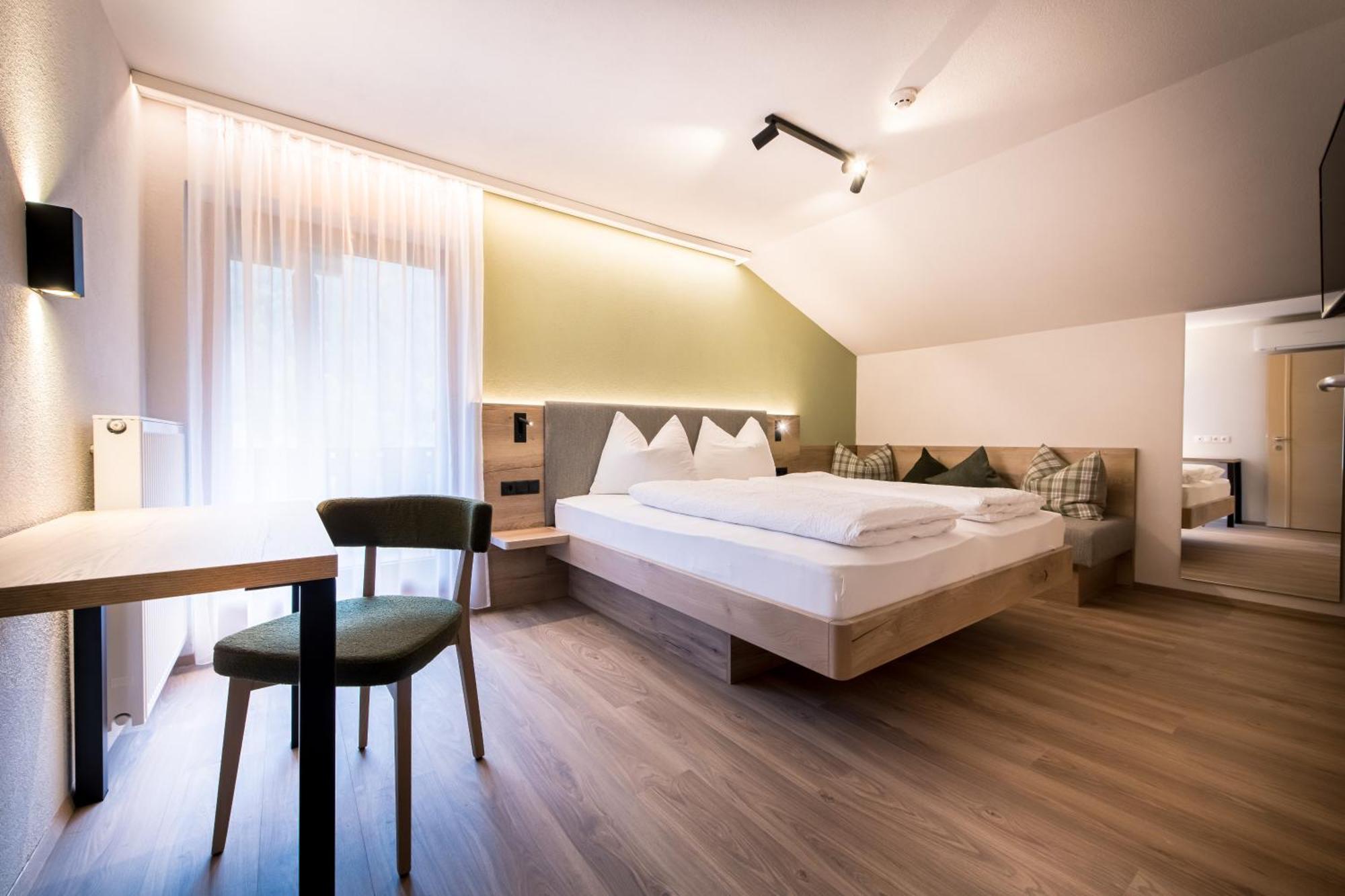 Hotel Sigmunderhof Киенес Екстериор снимка