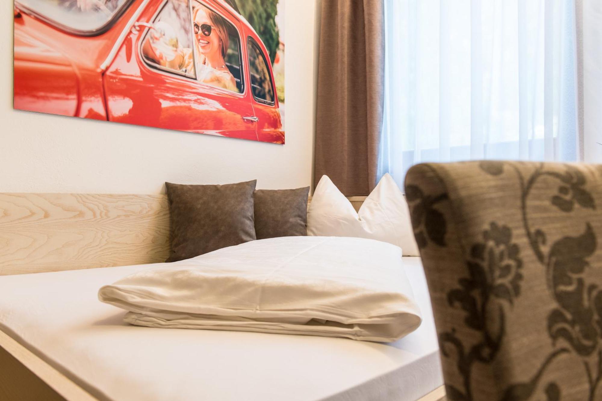 Hotel Sigmunderhof Киенес Екстериор снимка